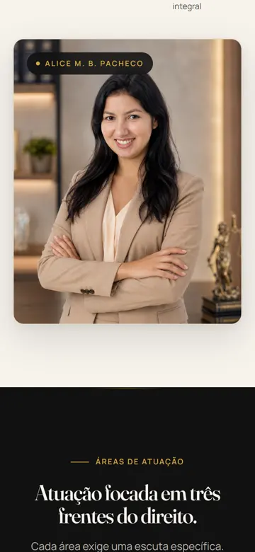 Tela 2 do site Alice Pacheco Advocacia no celular: a advogada e as frentes de atuação